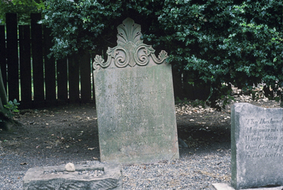 image of the headstone